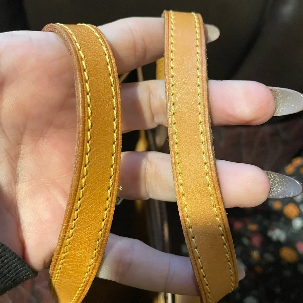 Louis Vuitton Reade Tote MM Bronze